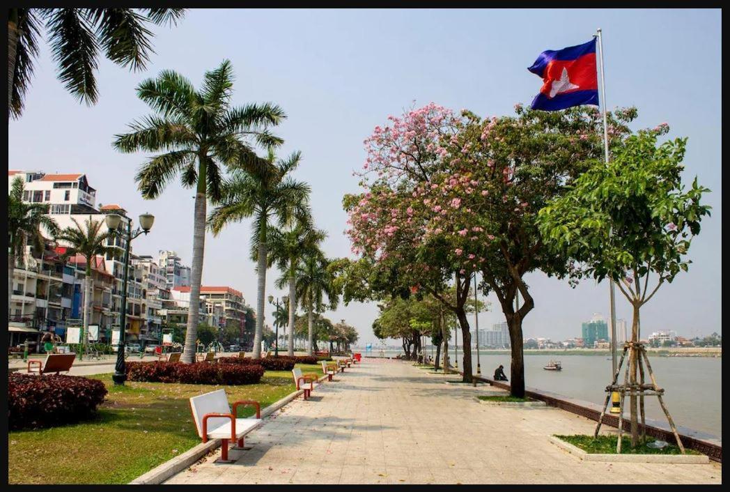 Hotel De Palace Phnom Penh Ngoại thất bức ảnh